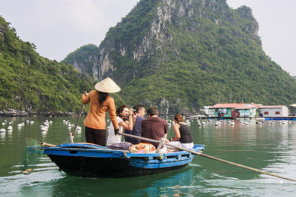 3D2N IN VIETNAM HANOI TO HALONG BAY