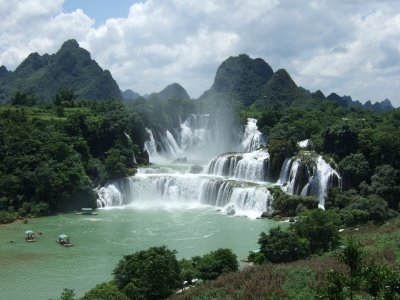 Ban gioc waterfall