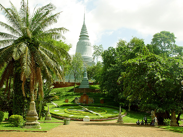 Wat Phnom Phnom Penh