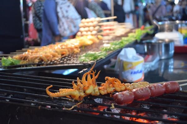 Grilled seafood in night market