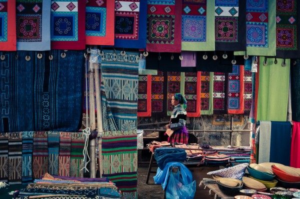 Trekking in Sapa Colorful market of Sapa