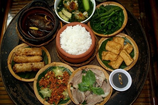 Vietnam dinning etiquette - 8