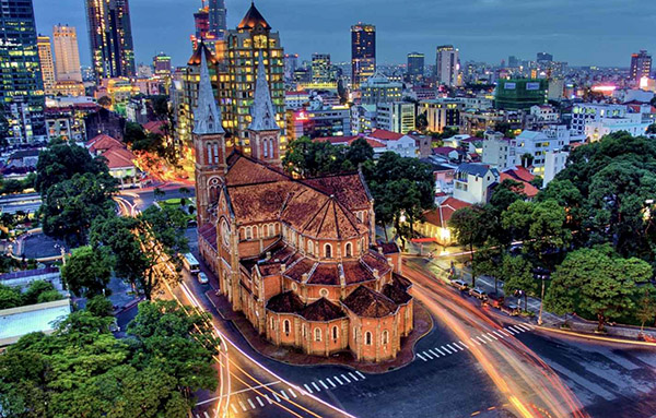 Best Time to Visit Ho Chi Minh City Saigon (1)