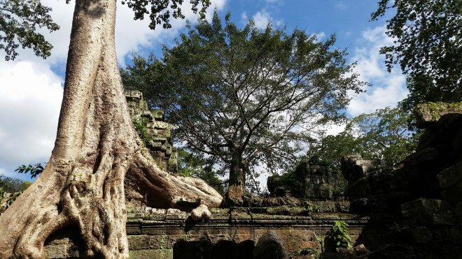 angkor off the beaten track temples Bayon