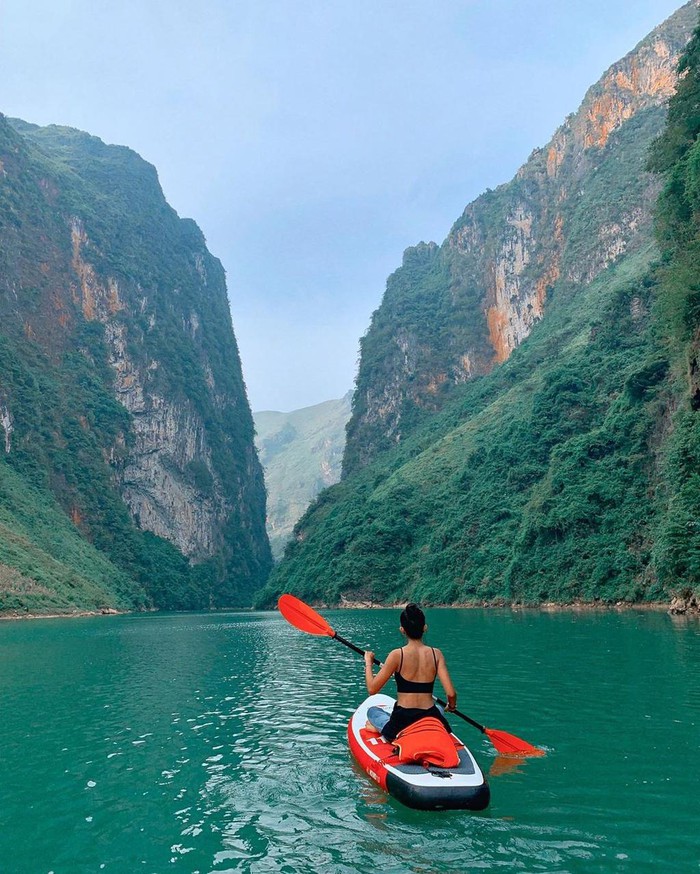 kayaking in vietnam ha giang